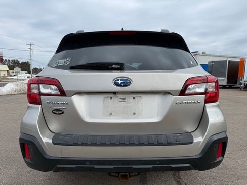 Used 2019 Subaru Outback 2.5i Limited image 7