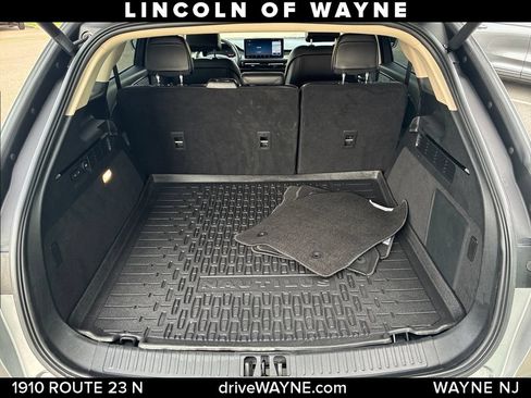 Certified 2023 Lincoln Nautilus AWD w/ Premium Package image 7