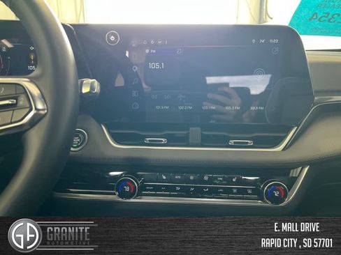 Used 2026 Chevrolet Equinox LT w/ Convenience Package II AWD/4WD image 18