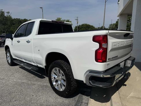 Used 2020 Chevrolet Silverado 1500 LTZ w/ LTZ Plus Package AWD/4WD image 8