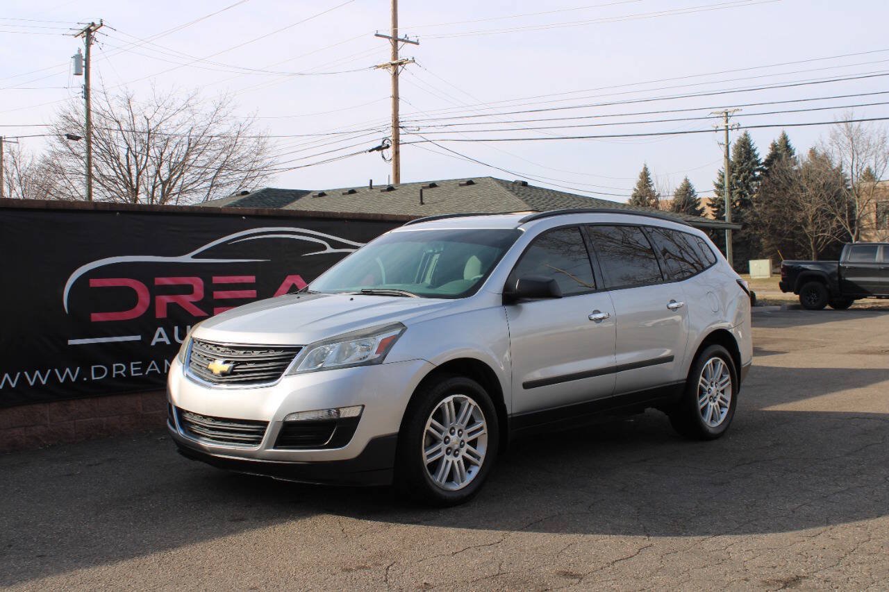 Used 2017 Chevrolet Traverse LS AWD/4WD image 1