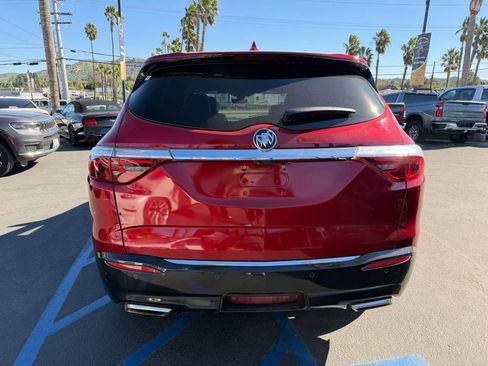 Used 2024 Buick Enclave Premium image 7