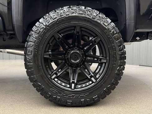 Used 2026 GMC Sierra 2500 AT4 AWD/4WD image 12