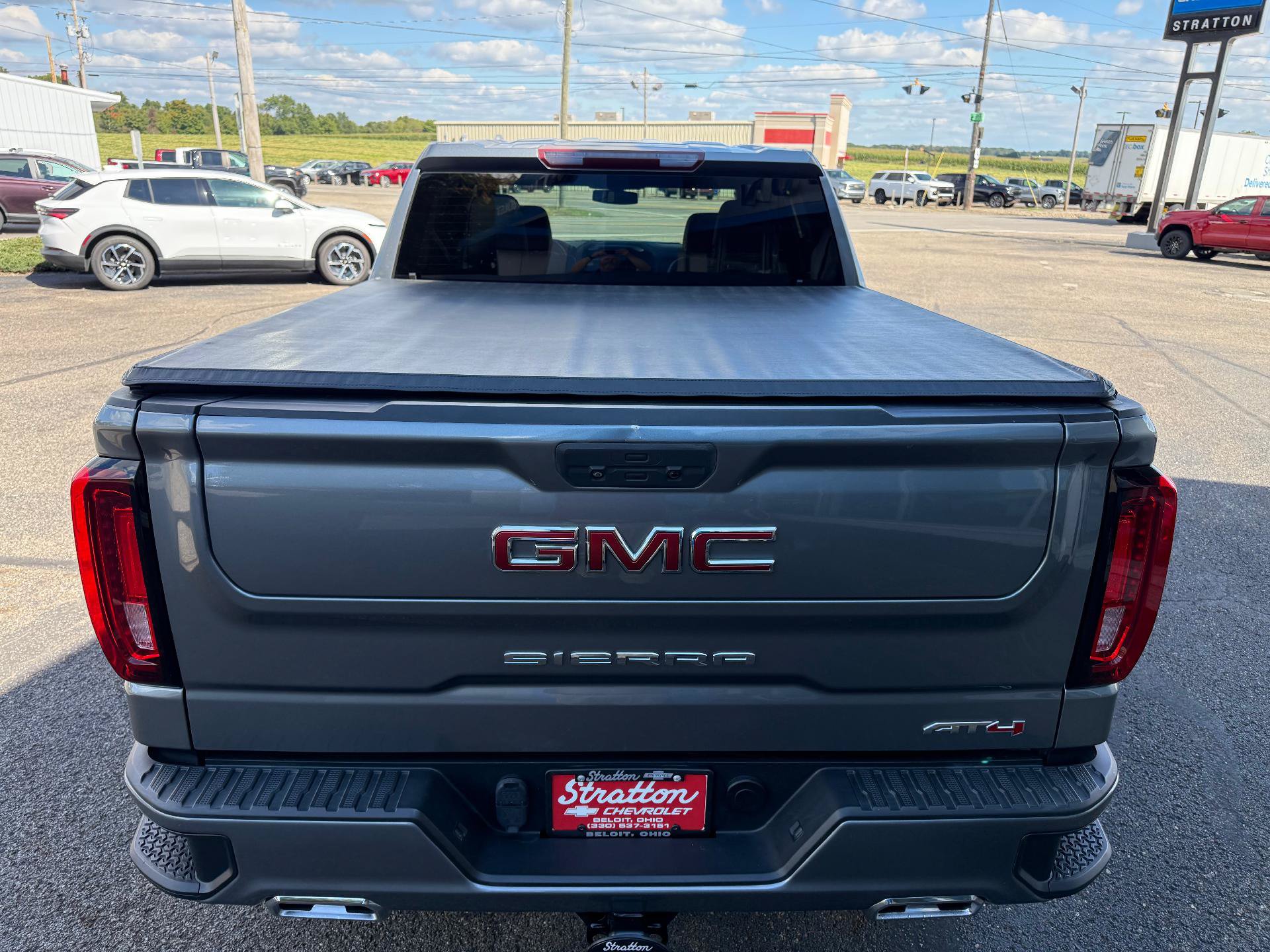 Used 2021 GMC Sierra 1500 AT4 AWD/4WD image 8