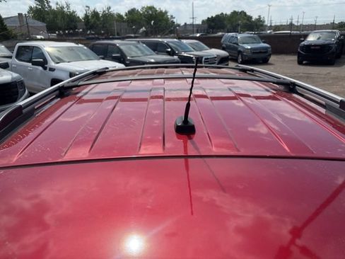 Used 2014 Ford Explorer XLT w/ Equipment Group 202A FWD image 4