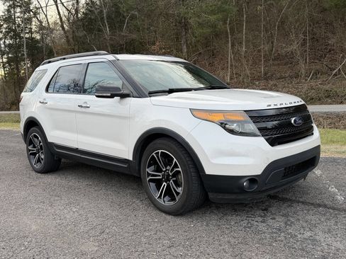 Used 2013 Ford Explorer Sport image 5