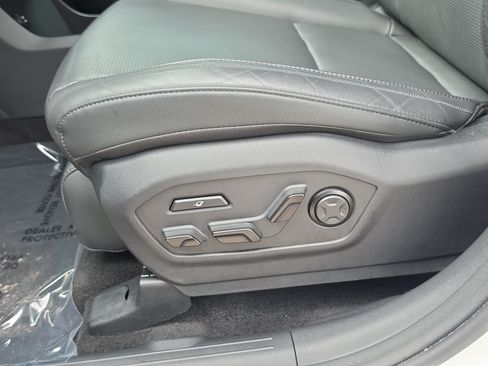 Used 2025 Hyundai Santa Fe Calligraphy AWD/4WD image 22