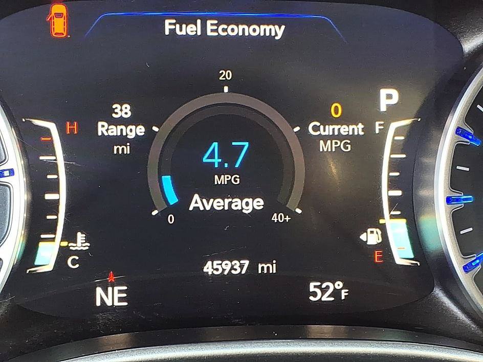 Used 2023 Chrysler Pacifica Touring-L FWD image 32