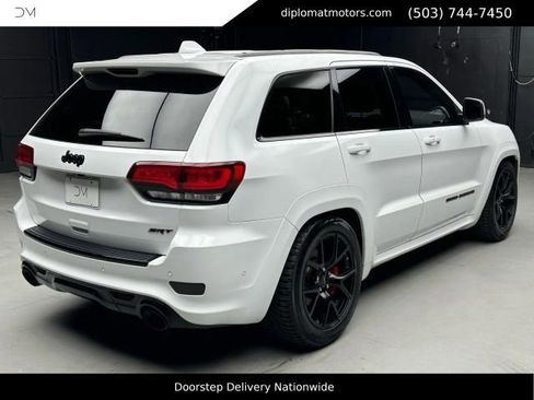 Used 2020 Jeep Grand Cherokee SRT AWD/4WD image 7