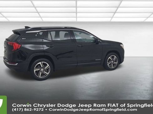 Used 2018 GMC Terrain SLT w/ Preferred Package image 17