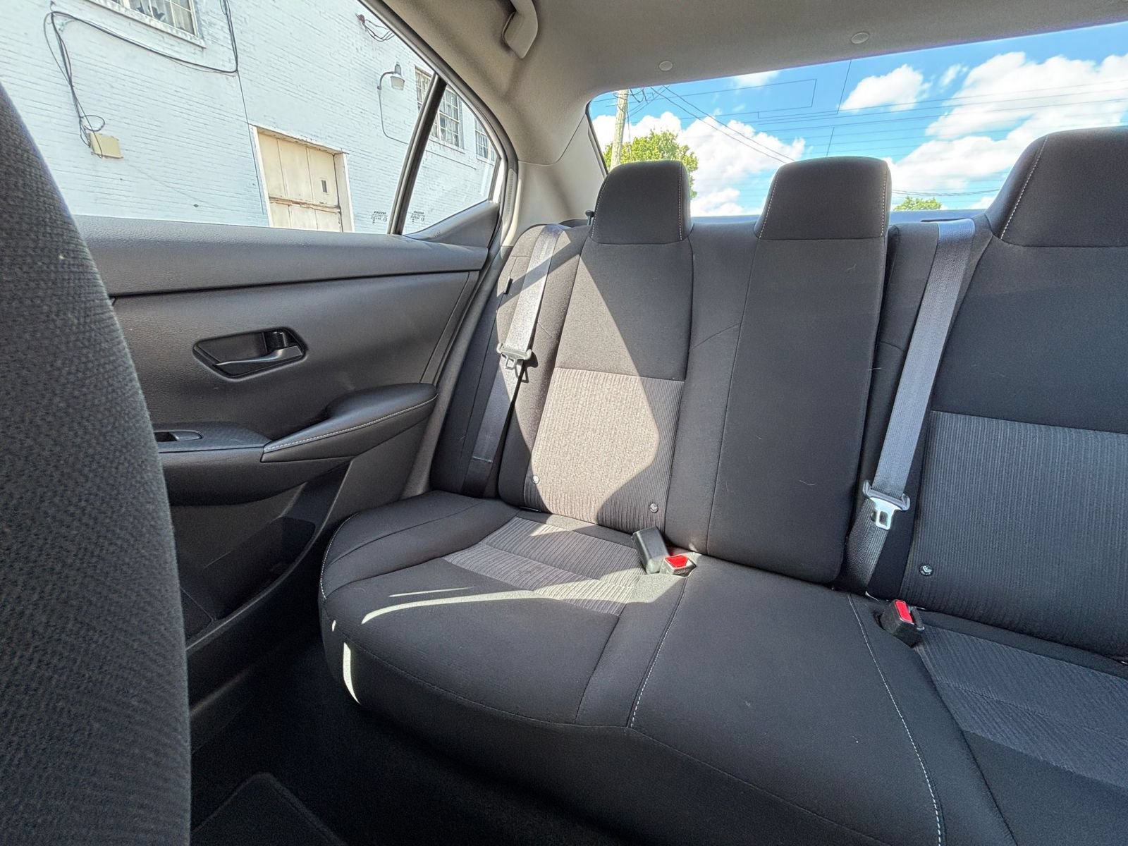 Used 2025 Nissan Sentra SV FWD image 36