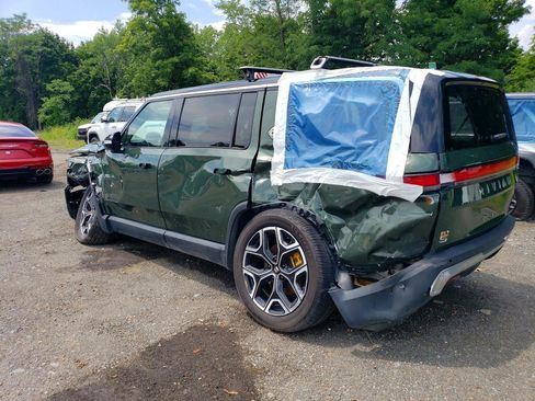 Used 2023 Rivian R1S Launch Edition AWD/4WD image 3
