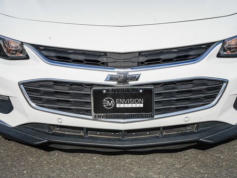 Used 2018 Chevrolet Malibu Premier w/ Premier Sun and Wheel Package FWD image 7