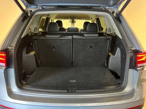 Certified 2025 Volkswagen Atlas SE AWD/4WD image 5