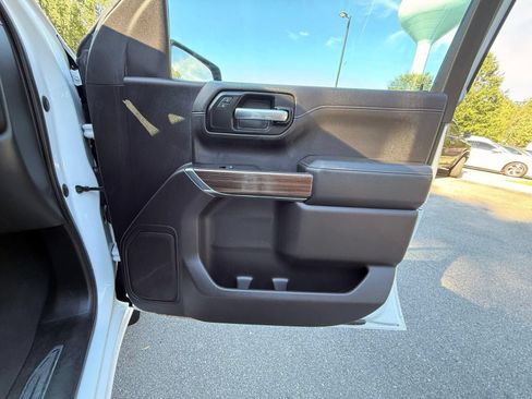 Used 2020 Chevrolet Silverado 1500 LT RWD image 20