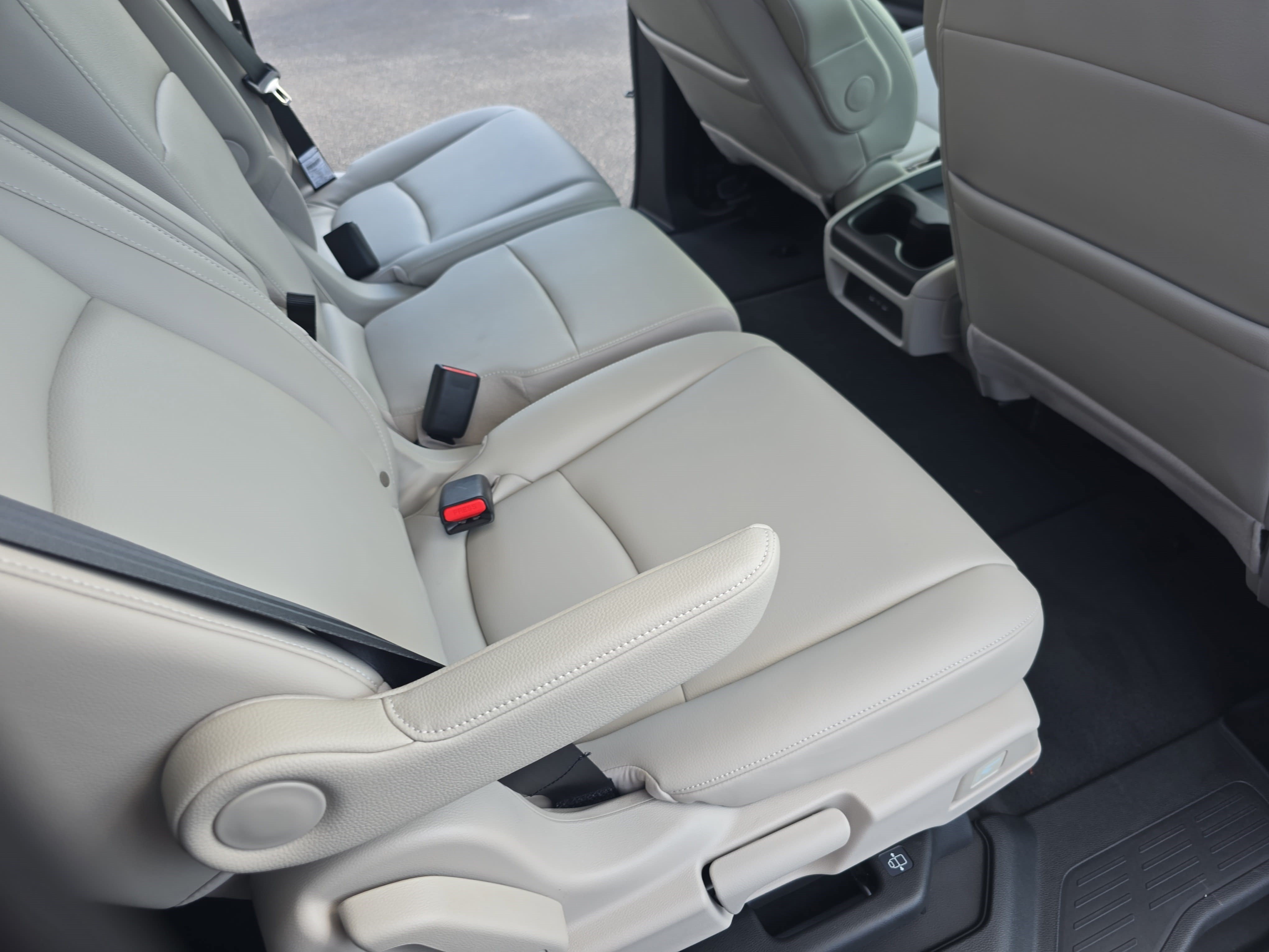 New 2027 Honda Odyssey EX-L image 11