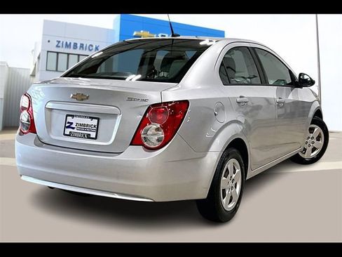 Used 2014 Chevrolet Sonic LS image 5