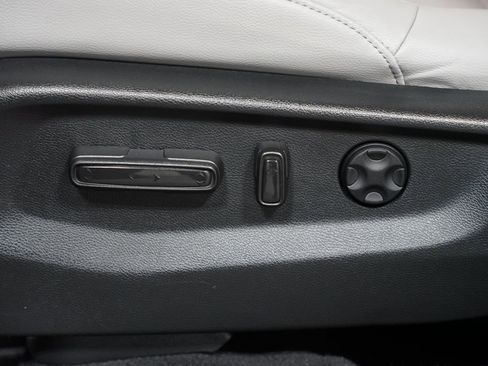 Used 2022 Honda CR-V EX-L image 30