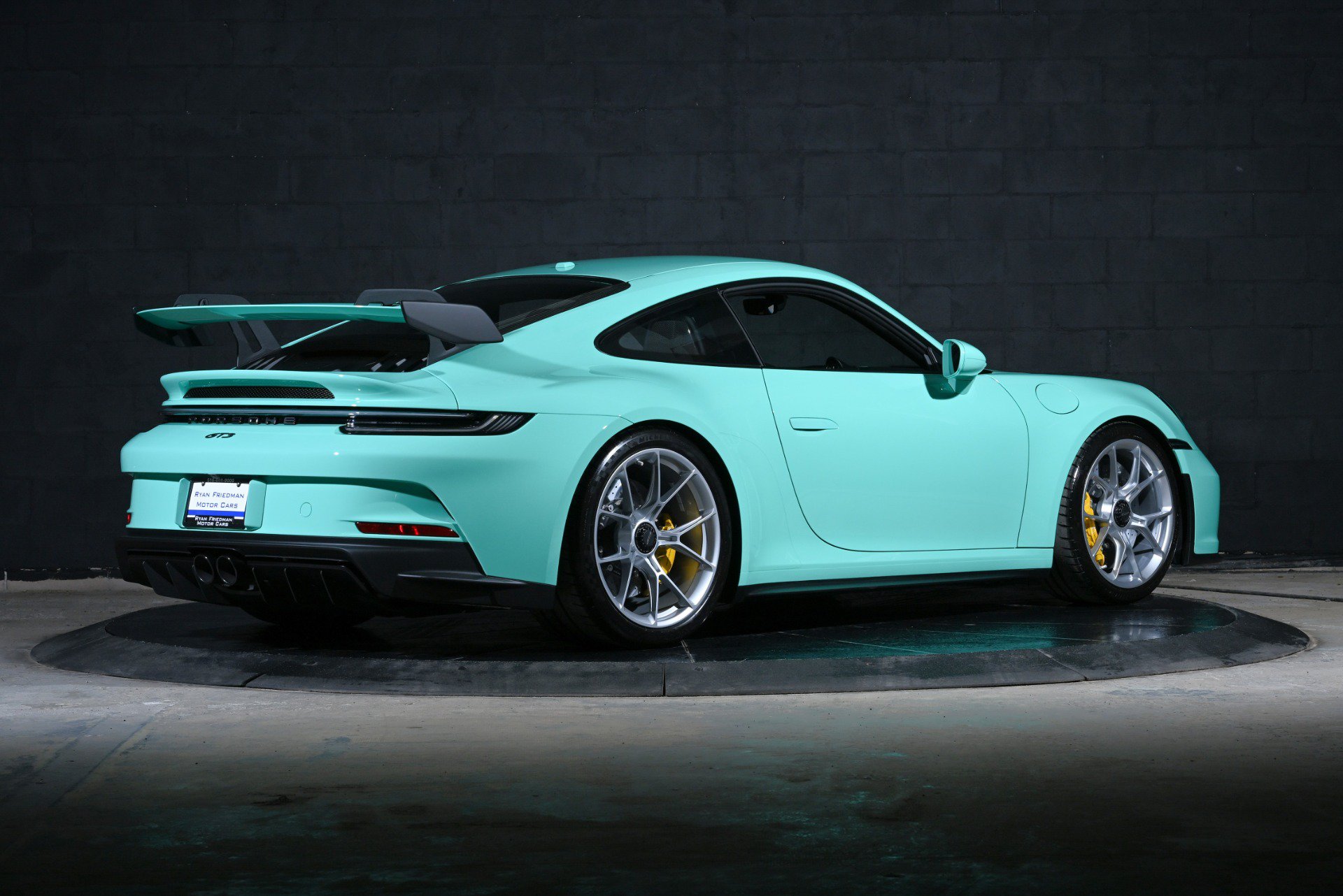 Used 2024 Porsche 911 GT3 RWD image 3