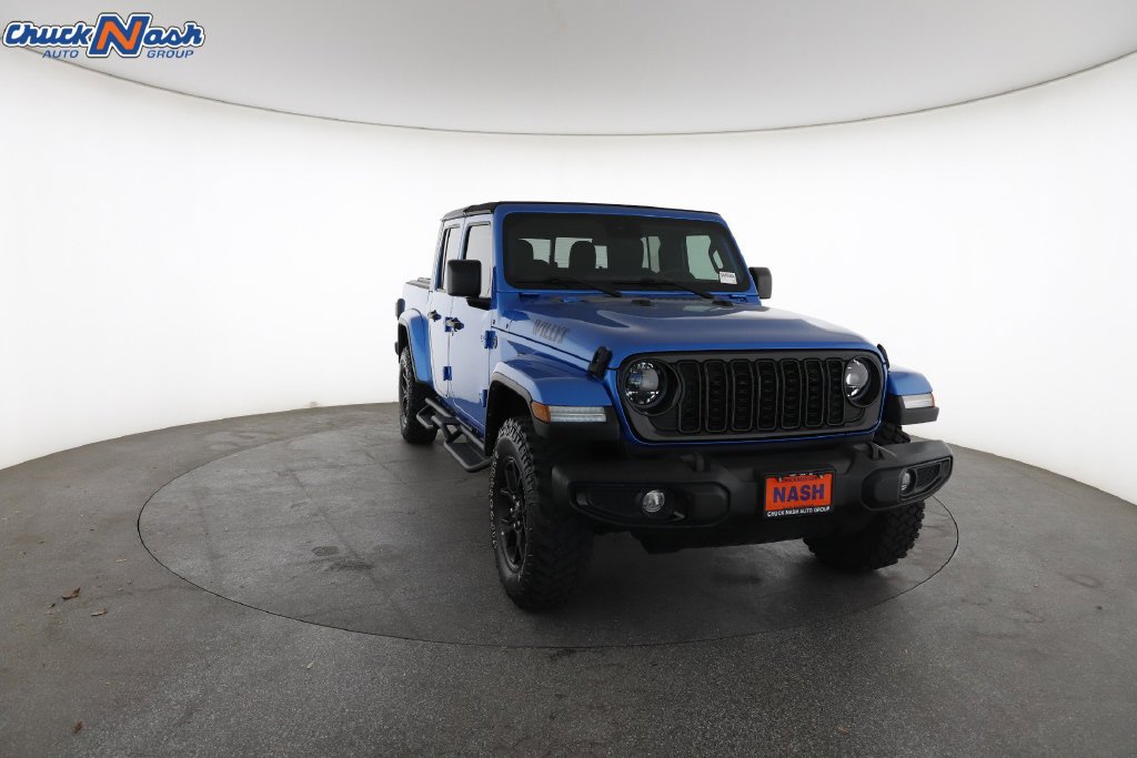 Used 2024 Jeep Gladiator Sport AWD/4WD image 3