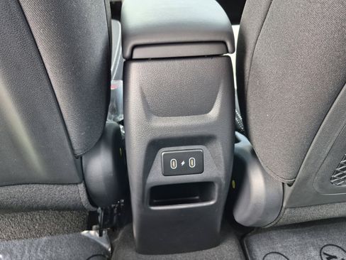 New 2026 Hyundai Venue SEL FWD image 14