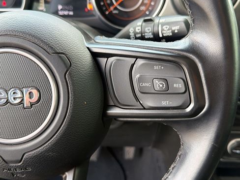 Used 2021 Jeep Wrangler Unlimited Sport AWD/4WD image 24