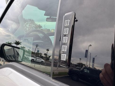 Used 2023 Ford F150 Lariat w/ Equipment Group 502A High image 20