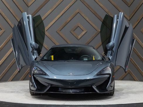 Used 2019 McLaren 570S Coupe image 12
