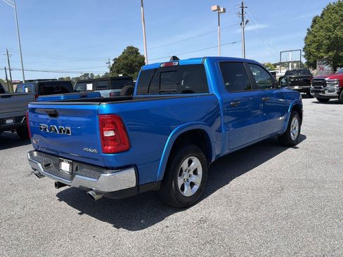 Used 2025 RAM 1500 Big Horn AWD/4WD image 6