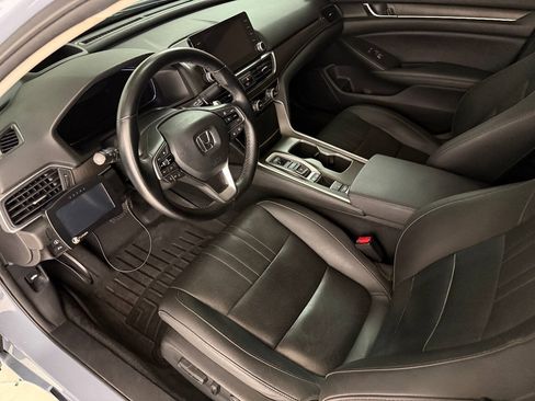 Used 2021 Honda Accord Touring image 39