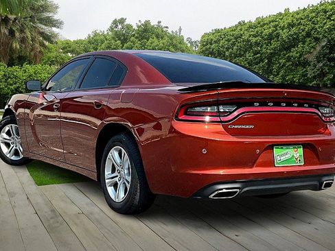 Used 2021 Dodge Charger SXT image 12