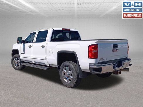 Used 2016 GMC Sierra 2500 SLE w/ SLE Preferred Package AWD/4WD image 7