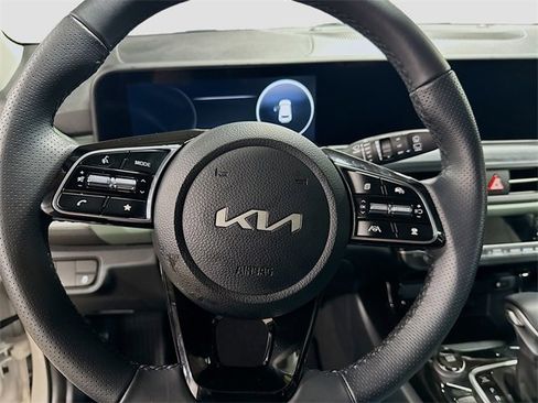 Used 2024 Kia Seltos SX image 17