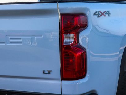 Used 2025 Chevrolet Silverado 2500 LT w/ Convenience Package