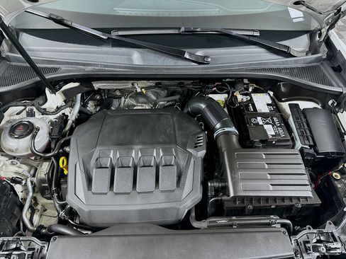 Used 2024 Audi Q3 2.0T Premium image 33