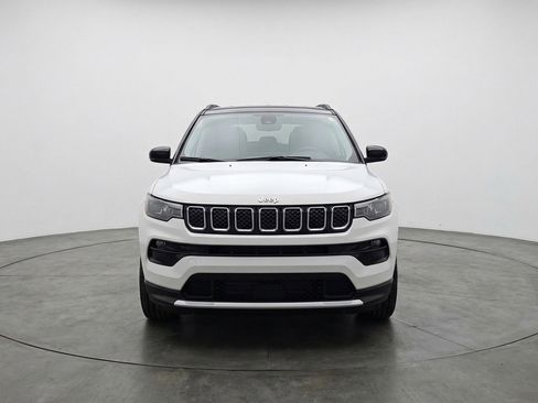 Used 2025 Jeep Compass Limited image 2