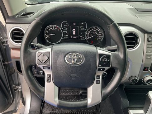 Used 2018 Toyota Tundra Limited w/ Limited Premium Package AWD/4WD image 17