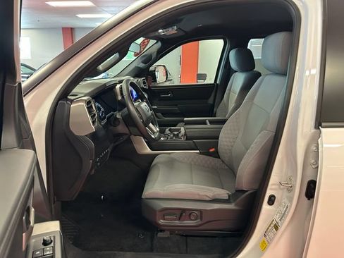 Certified 2025 Toyota Tundra SR5 w/ SR5 Convenience Package AWD/4WD image 10