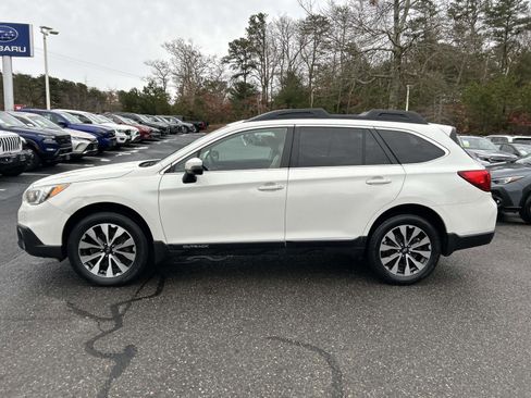 Used 2016 Subaru Outback 2.5i Limited image 6