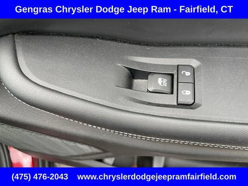 Certified 2023 Jeep Grand Cherokee Limited w/ Luxury Tech Group II AWD/4WD image 12