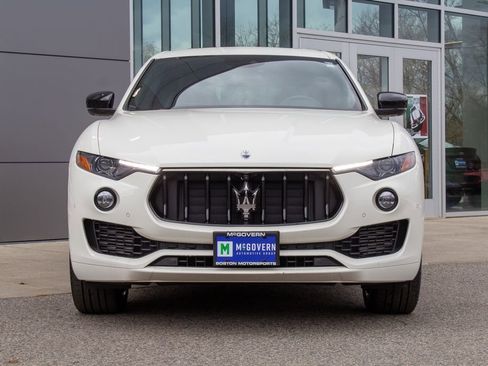 Used 2024 Maserati Levante GT Ultima AWD/4WD image 2
