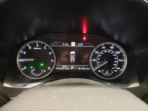 Used 2025 Mitsubishi Outlander SE image 17