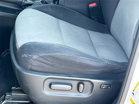 Used 2020 Toyota Tacoma TRD Sport image 18