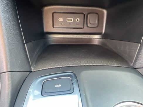 Used 2020 Chevrolet Equinox LT AWD/4WD image 30