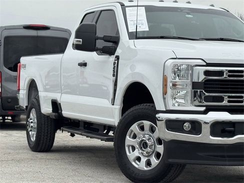 Certified 2024 Ford F250 XLT w/ FX4 Off-Road Package image 3
