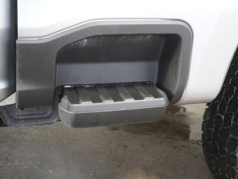 Used 2023 Ford F250 XLT image 7