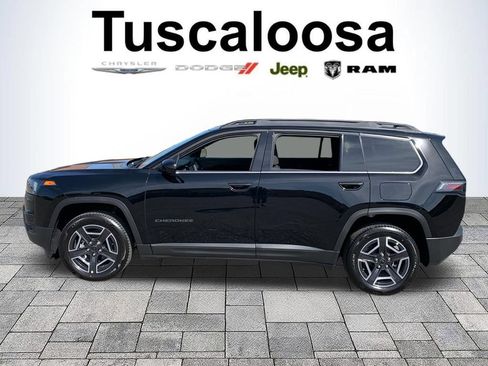 New 2026 Jeep Cherokee Laredo AWD/4WD image 4