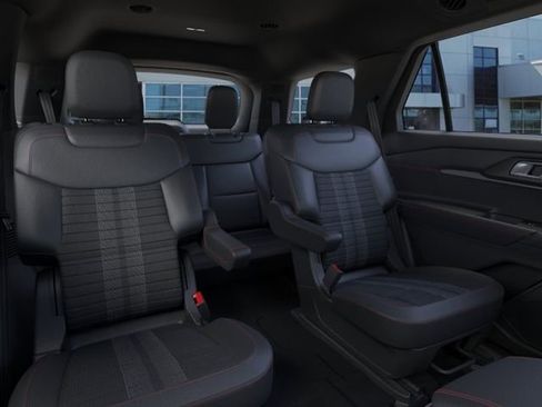 New 2026 Ford Explorer ST-Line w/ ST-Line Street Pack image 11