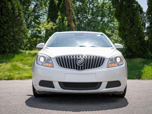 Used 2016 Buick Verano w/ Comfort Package FWD image 2