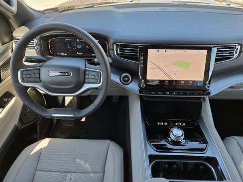 New 2026 Jeep Grand Wagoneer 2WD image 6